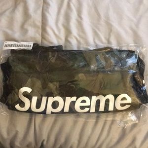 SUPREME HAND WARMER CAMO